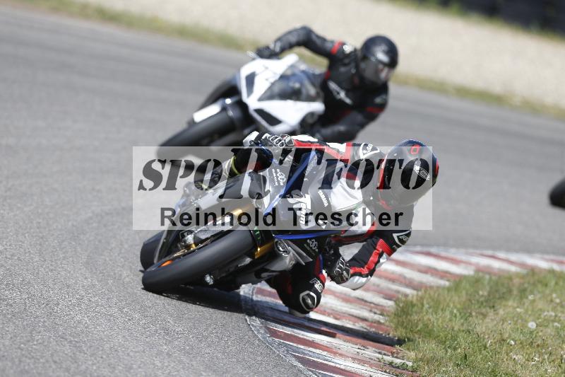 /Archiv-2025/05 14.04.2025 Plüss Moto Sport ADR/Freies Fahren/900